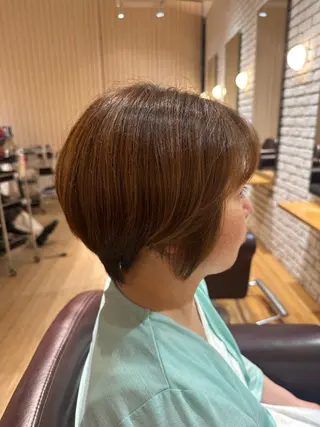 ショート 松浦 麻衣のヘアスタイル