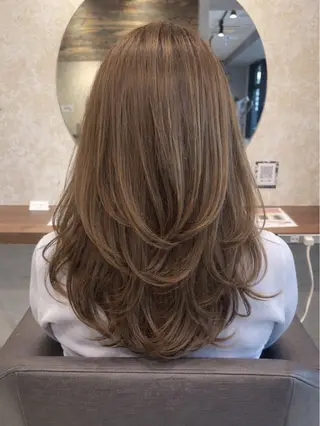 セミロング 【TRUTH】 荻原卓冶のヘアスタイル