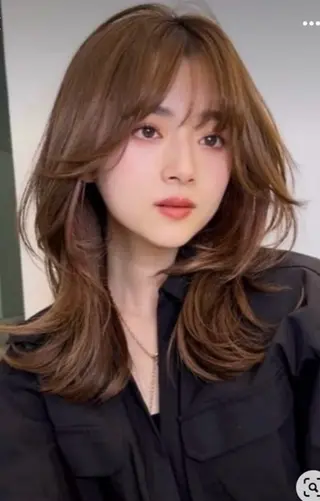 ミディアム 🩵🫧ふちゃく はるな🫧🩵のヘアスタイル