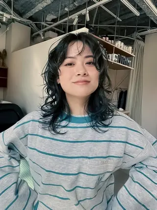 ミディアム yelm (official)のヘアスタイル