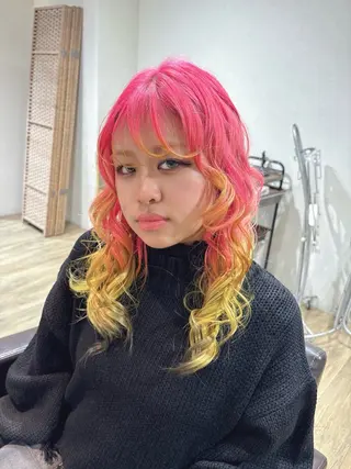 ロング N＋所属・前田 菜奈子のヘアスタイル
