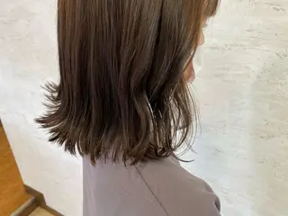 ミディアム カラー ALLY/ あゆみのヘアスタイル