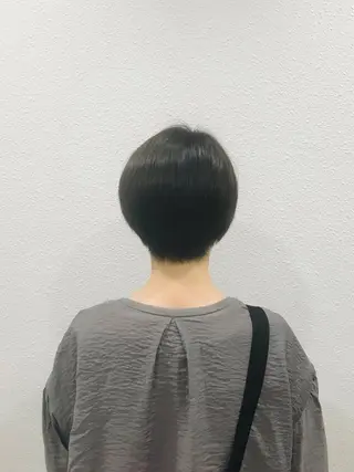 ショート カラー 石田 有矢のヘアスタイル