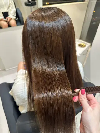 セミロング Emuest心斎橋 SAKIのヘアスタイル