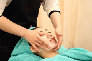 ヘアサロン オーファ予約係の眉毛・アイブロウイメージ