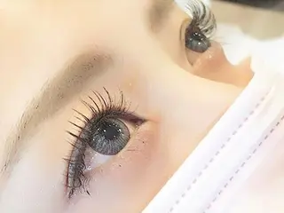 マツエク・マツパ elu :nail&eyeのネイルデザイン