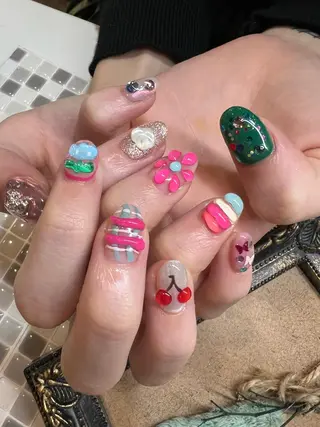 ネイル nailist yuiのネイルデザイン