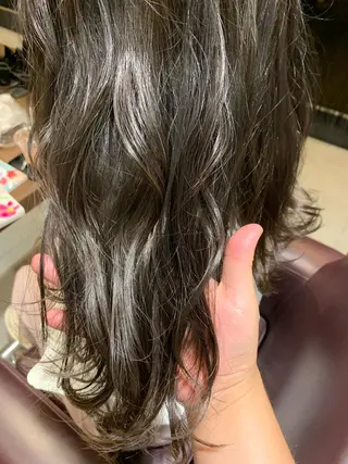 ミディアム 美髪形成！色素改善！ 秋田　和輝のヘアスタイル