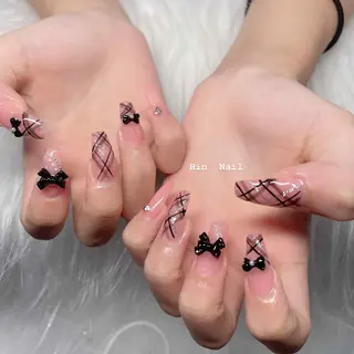 ネイル Hin Nailsのネイルデザイン