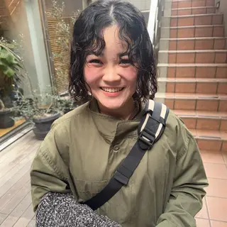 ショート パーマ 大橋 芽衣のヘアスタイル