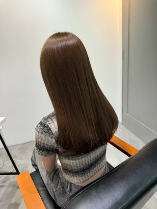 セミロング ☘️中明度カラー/ 縮毛矯正ナミ☘️のヘアスタイル