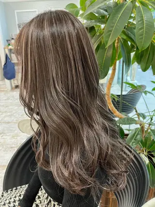 ロング カラー ヘアアレンジ シアーベージュニスト 🥣大石亜里紗のヘアスタイル