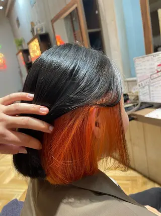 カラー バヤラー バイガルマーのヘアスタイル
