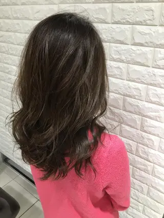 ミディアム カラー 【白髪ぼかし】 矢内　夏輝のヘアスタイル