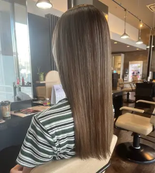 ロング カラー 村上 遼華のヘアスタイル