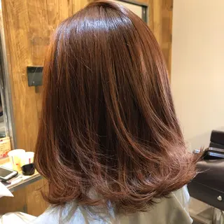 ミディアム カラー 小松崎 友宏のヘアスタイル