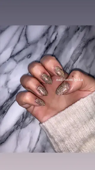 ネイル ﾈｲﾙﾙｰﾑﾘｯｶ 𝐦𝐚𝐲𝐮のネイルデザイン