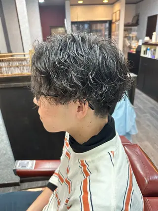 ショート パーマ 田島 颯人のヘアスタイル
