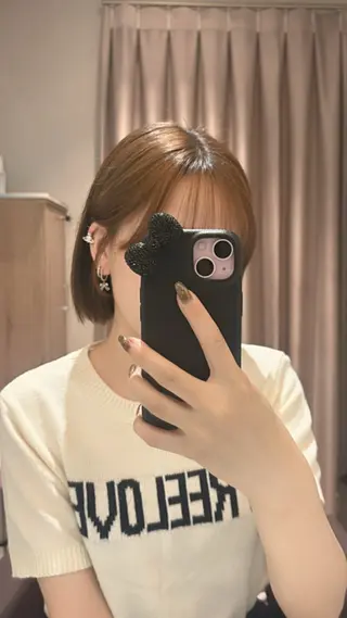 ショート カラー 髪質改善カラー ベージュ🤎YUMEのヘアスタイル