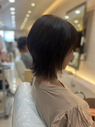 ミディアム 大川 愛未のヘアスタイル