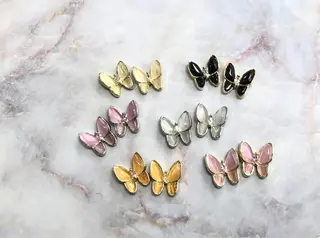 ネイル ネイルサロン　リベルテ所属・メグロ （Liberte）のネイルデザイン