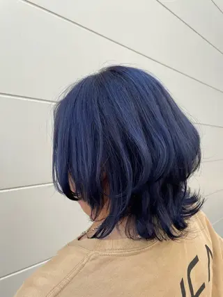 ミディアム 横浜🦋ハイトーン 🫐シャドウルーツのヘアスタイル