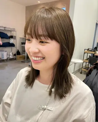 ミディアム カラー mir MIYUのヘアスタイル