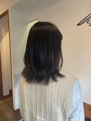 セミロング chill out 甲斐千尋のヘアスタイル