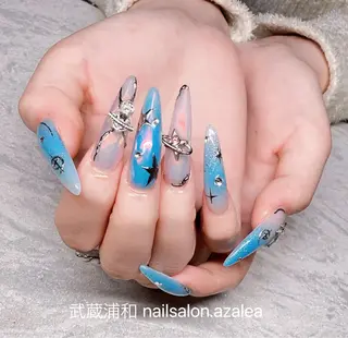 ネイル R inのネイルデザイン