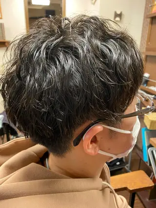 ショート パーマ liL  hair サトウリョウタのヘアスタイル