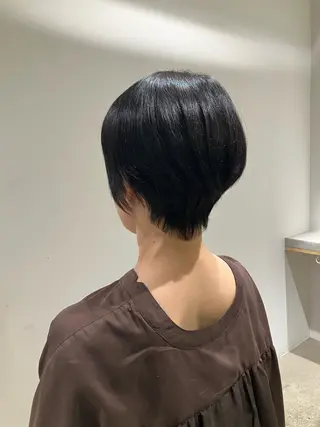 ショート 平松 里穗のヘアスタイル