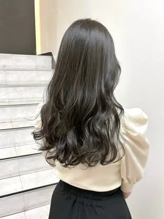 ロング 艶髪/透け感カラー /RYOのヘアスタイル