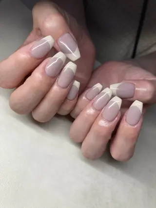 ネイル elu :nail&eyeのネイルデザイン