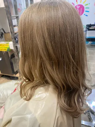 セミロング カラー くせ毛多毛特化 高橋　淳のヘアスタイル