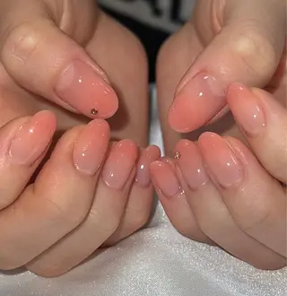 ミディアム nina beautyのネイルデザイン