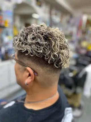 ショート パーマ メンズ 深澤 さおりのヘアスタイル