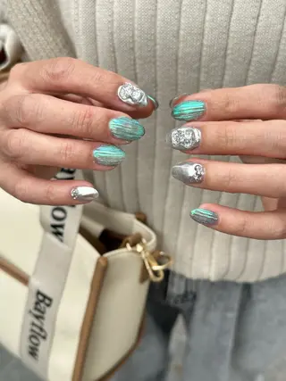 ミディアム yuka ♡のネイルデザイン