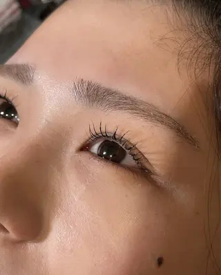 マツエク・マツパ 井上 真里奈のヘアスタイル