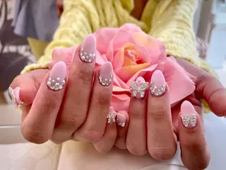 ネイル ♡ビジュール♡ NAIL &まつ毛のマツエク・マツパデザイン