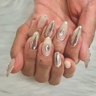 ネイル KIREIE Satomiのネイルデザイン