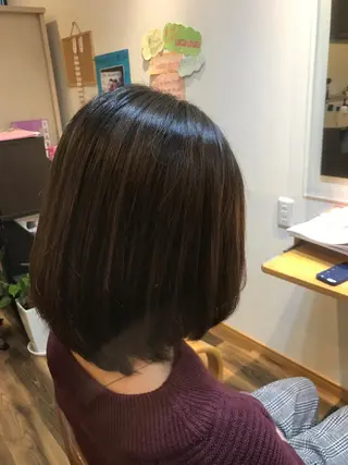 ミディアム パーマ 石川 奈緒子のヘアスタイル