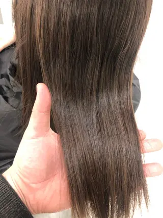 ミディアム 美髪の錬金術師 チダ ヨシヒロのヘアスタイル