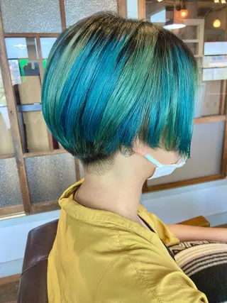 ショート タカツド ユウキのヘアスタイル