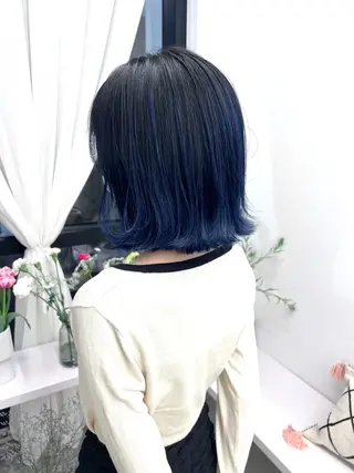 カラー Asumi/丸の内 /ブリーチ/花屋併設のヘアスタイル