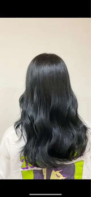 セミロング 髙橋 愛実のヘアスタイル