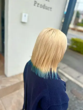 ミディアム カラー 井上 花音のヘアスタイル