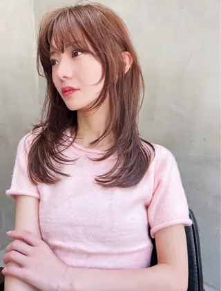 セミロング カラー ✨🩷似合わせ🩷✨ ブリーチ🫰🏾前川のヘアスタイル