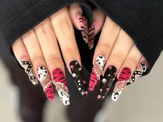 ネイル 新山 聖のネイルデザイン
