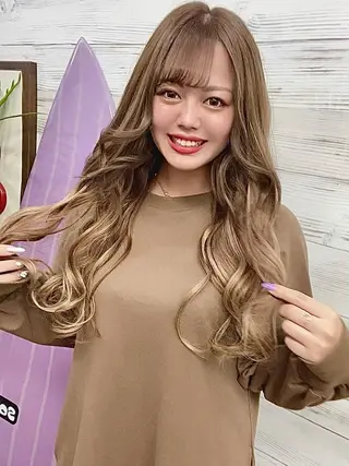 ロング カラー ヘアアレンジ アイブロウ LAVENDIA 初音のヘアスタイル
