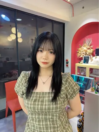 ロング カラー Boxmico. / カカズ コトネのヘアスタイル